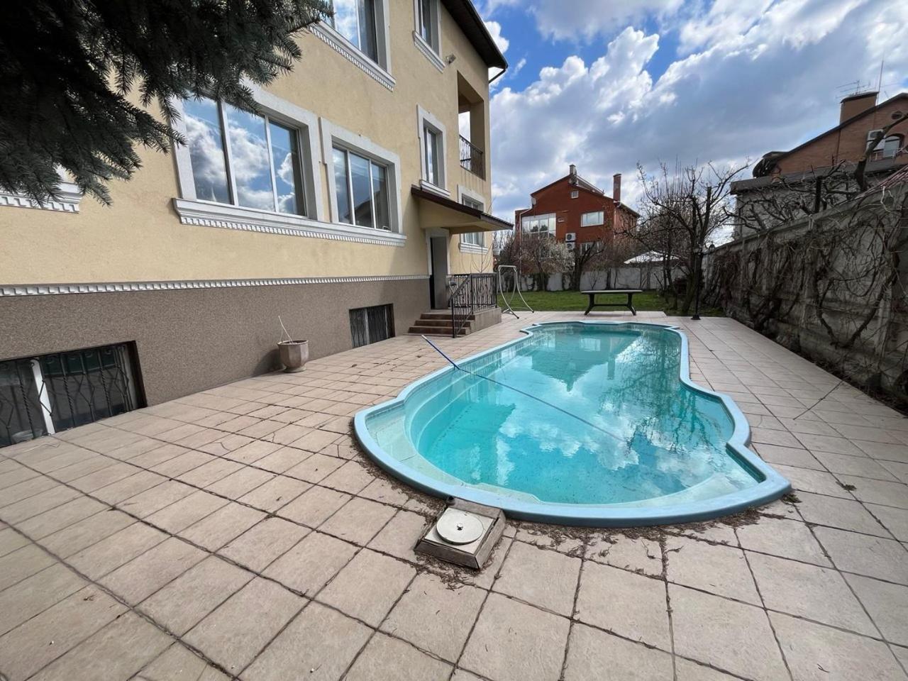 American Style Киев Экстерьер фото